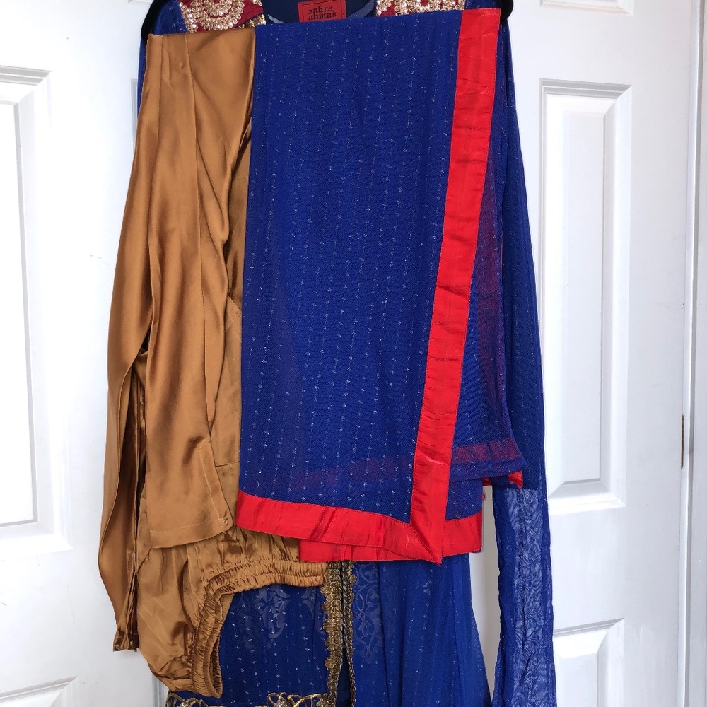 4 pcs Blue/Gold Shalwar kameez Pakistani/Indian - Picture 5 of 7
